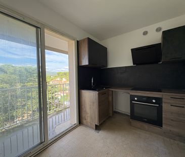 Location Appartement 3 pièces 59m² LA CIOTAT 13600 - Photo 5