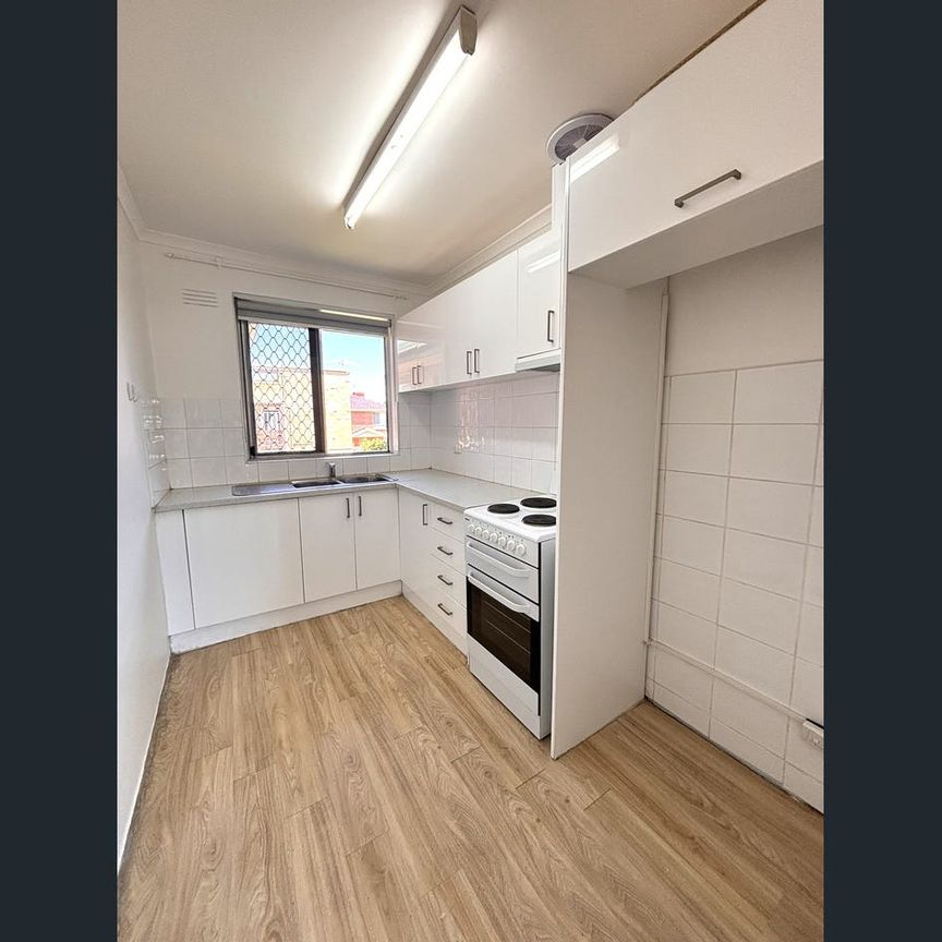 AVAILABLE NOW BY APPOINTMENT - PLEASE CALL 9300 9000 - Photo 1