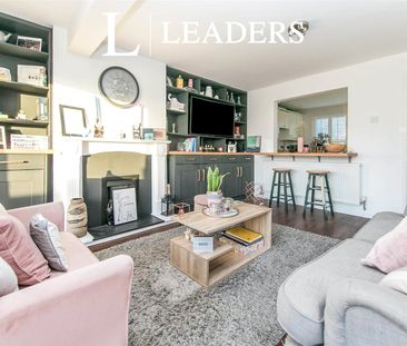 3 bedroom house to rent Ipswich Road, Ipswich road, Colchester, CO4 - Photo 1