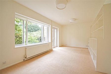3 bedroom detached house to rent - Photo 5