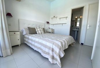 San Bartolomé de Tirajana, Canary Islands 35100