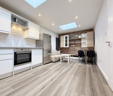 1 bedroom flat to rent - Photo 6