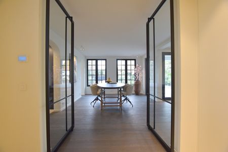 Prachtig gerenoveerde villa aan de rand van het Zoute - Photo 4