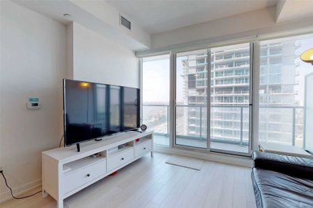 For Lease - 115 Mcmahon Drive Unit# 2501, Toronto, Ontario - Photo 3
