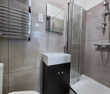 Studio to rent - Photo 6