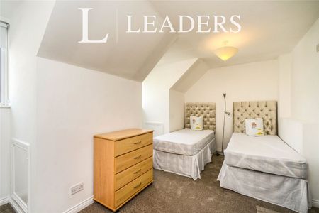 4 bedroom apartment to rent Merton Court, The Strand, Brighton, BN2 - Photo 5