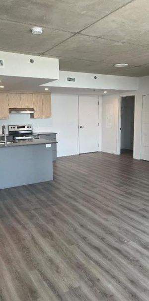 2 CH - 1 SDB - Terrebonne - $2,180 /mo - Photo 1