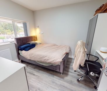 1 Birkdale Grove Selly Oak - Photo 1