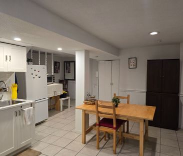 For Lease - 21 Laurel Valley Court, Vaughan, Ontario - Photo 5