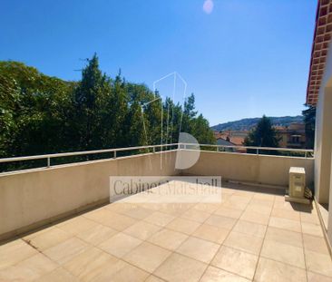 Location Appartement 3 pièces 64m² NICE 06100 - Photo 6