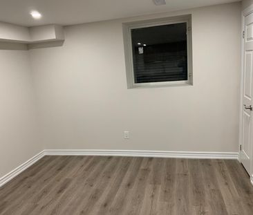 For Lease - 32 Helderman Street, Caledon, Ontario - Photo 2