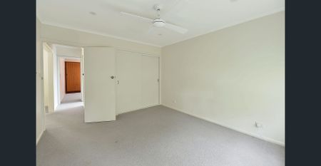 Charming Home in a Convenient, Sought-After Location - Photo 3