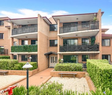 Top floor unit in central location - Photo 6