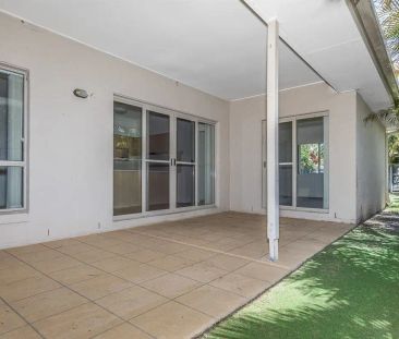 18 Pandorea Circuit, North Lakes QLD 4509 - Photo 3