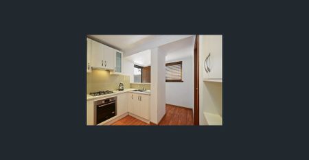 STYLISH 2 BEDROOM UNIT - WALKING DISTANCE TO CITY - Photo 4