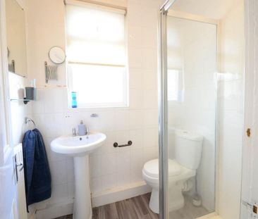 5 bedroom house share to rent - Photo 4