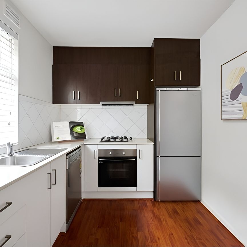 3/165 Power Street, Hawthorn VIC 3122 - Apartment For Rent | Domain - Photo 1