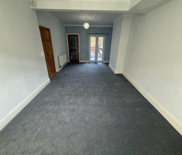 3 bedroom terraced house to rent - Photo 6