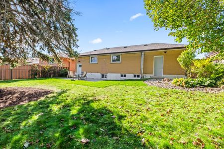 For Lease - 745 Glengrove Street, Oshawa, Ontario - Photo 2