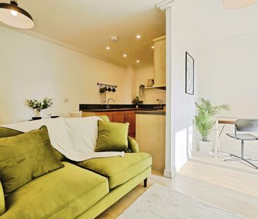 Victoria Road, London, W3 6AD - Photo 4