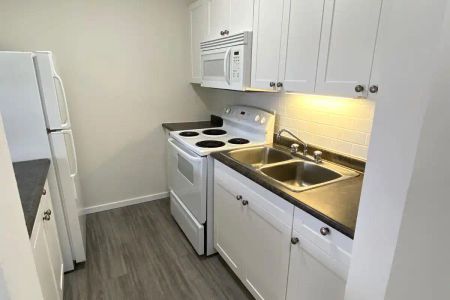 River Park Glen — 2 Bedroom (Move in This Month) - Photo 5