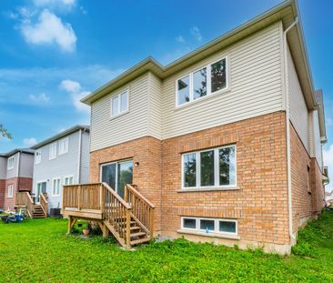 For Lease - 157 Tumblewood Centre, Welland, Ontario - Photo 4