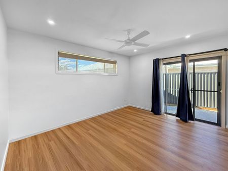 Modern 2-Bedroom Granny Flat in Beautiful Moonee Beach - Photo 2