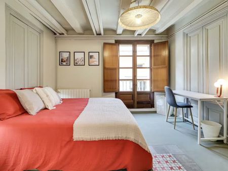 Carrer de les Heures, Barcelona, Catalonia 08002 - Photo 2