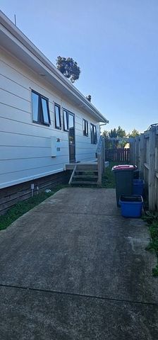 Charming 3BR Home in Tranquil Tuakau - Photo 4