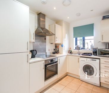 3 bedroom house to rent Granada Way, Leamington Spa, Warwickshire, ... - Photo 6