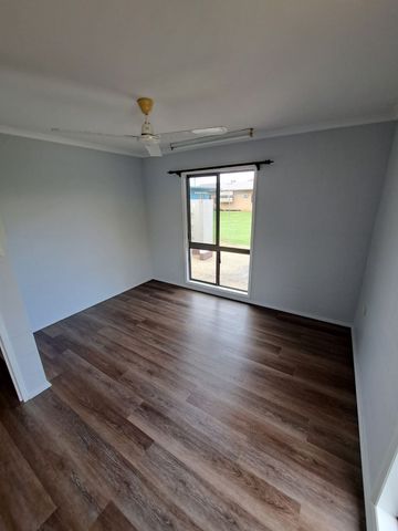 2 Bedroom Unit - Innisfail Estate - Photo 4