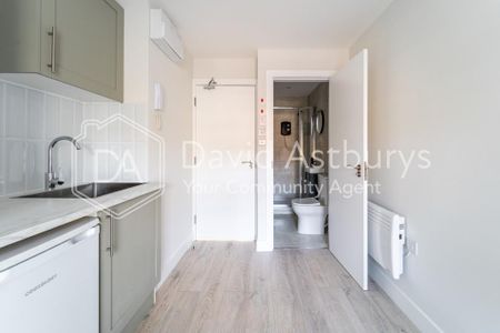 Studio to rent - Photo 2