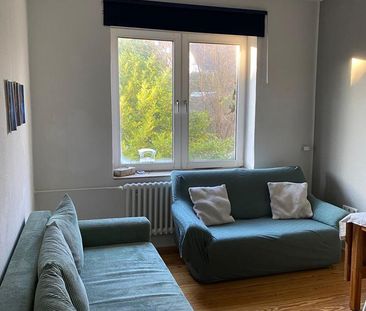 Looking for a roommate :) #Female - Photo 1