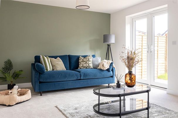 3 bedroom semi-detached house to rent - Photo 1