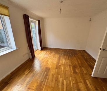 4 Bed Terraced House, John St, SO14 - Photo 1