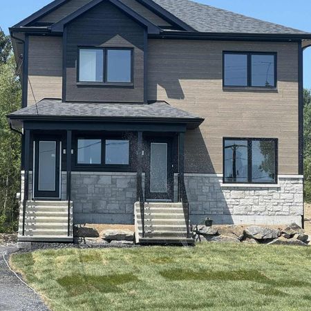 6 1/2 - DUPLEX - sur 2 étage - neuf - rue en rond point - Photo 4