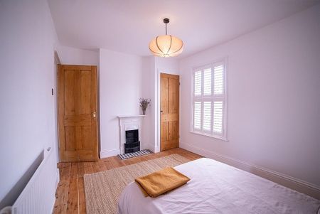 2 bedroom terraced house to rent - Photo 5