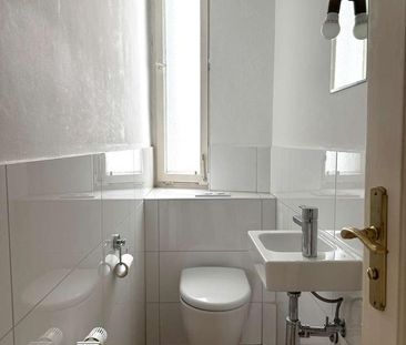 HEGERICH: Stilvolle Wohnung mit viel Platz und angenehmem Wohnambiente - Photo 2