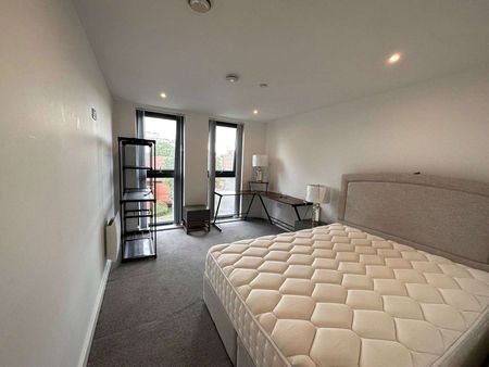 Furnished Two Bedroom Two bathroom Apartment in the Popular Arden Gate Development. Parking included! - Photo 2