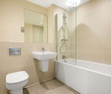 Midsummer Place, Chesham, HP5 - Photo 2