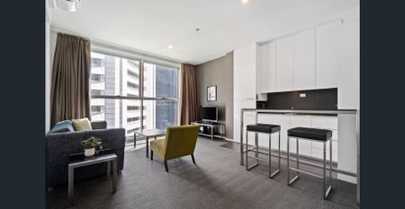 Stylish CBD FULLY FURNISHED Living in the Heart of Melbourne - Photo 2