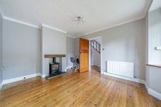 4 bedroom detached house to rent - Photo 2