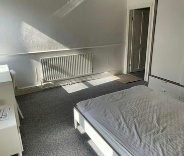 College Avenue, Leicester, LE2 - Photo 2
