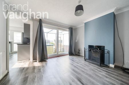 2 bedroom bungalow to rent - Photo 2