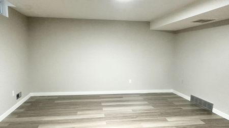 For Lease - 217 Martinet Avenue Unit# 46, London East, Ontario - Photo 5
