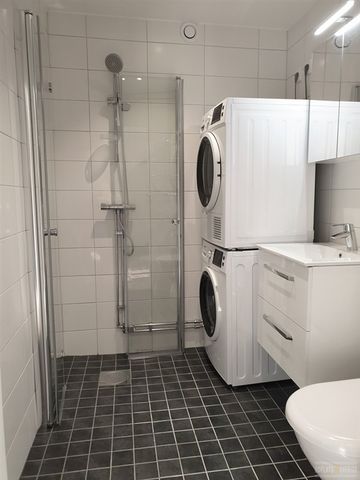 Syster Jennys väg 48 A - Foto 2