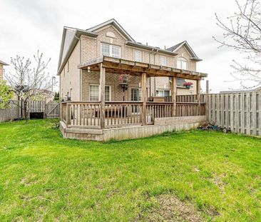 For Lease - 32 Sestina Court, Brampton, Ontario - Photo 2
