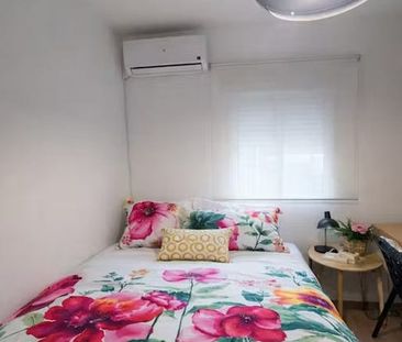 Calle de Arlanza, Madrid, Community of Madrid 28019 - Photo 2