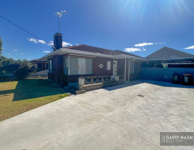 24 Sisely Avenue, Wangaratta - Photo 1