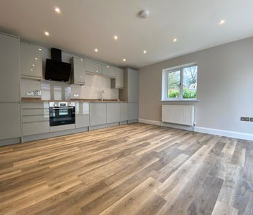 1 bedroom Bungalow in Coppid Hall, Bracknell - Photo 3